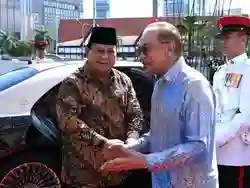 Anwar Ibrahim Menelepon Prabowo dan Pemimpin Negara ASEAN untuk Bahas Tarif Trump